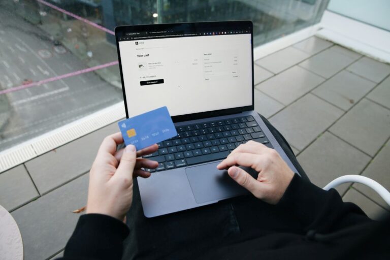 Zahlungsoptionen für Ihre Autor*innen- Website — was Sie anbieten sollten und warum Zahlungsoptionen für Buchautoren